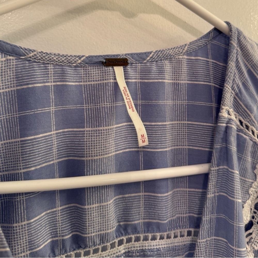 Free People Time Out Lace Tunic Shirt Blouse Chambray Blue White Plaid Medium - Picture 3 of 12
